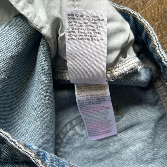 EDIKTED White Bow Pocket Jean Shorts, Size L - Picture 10 of 11